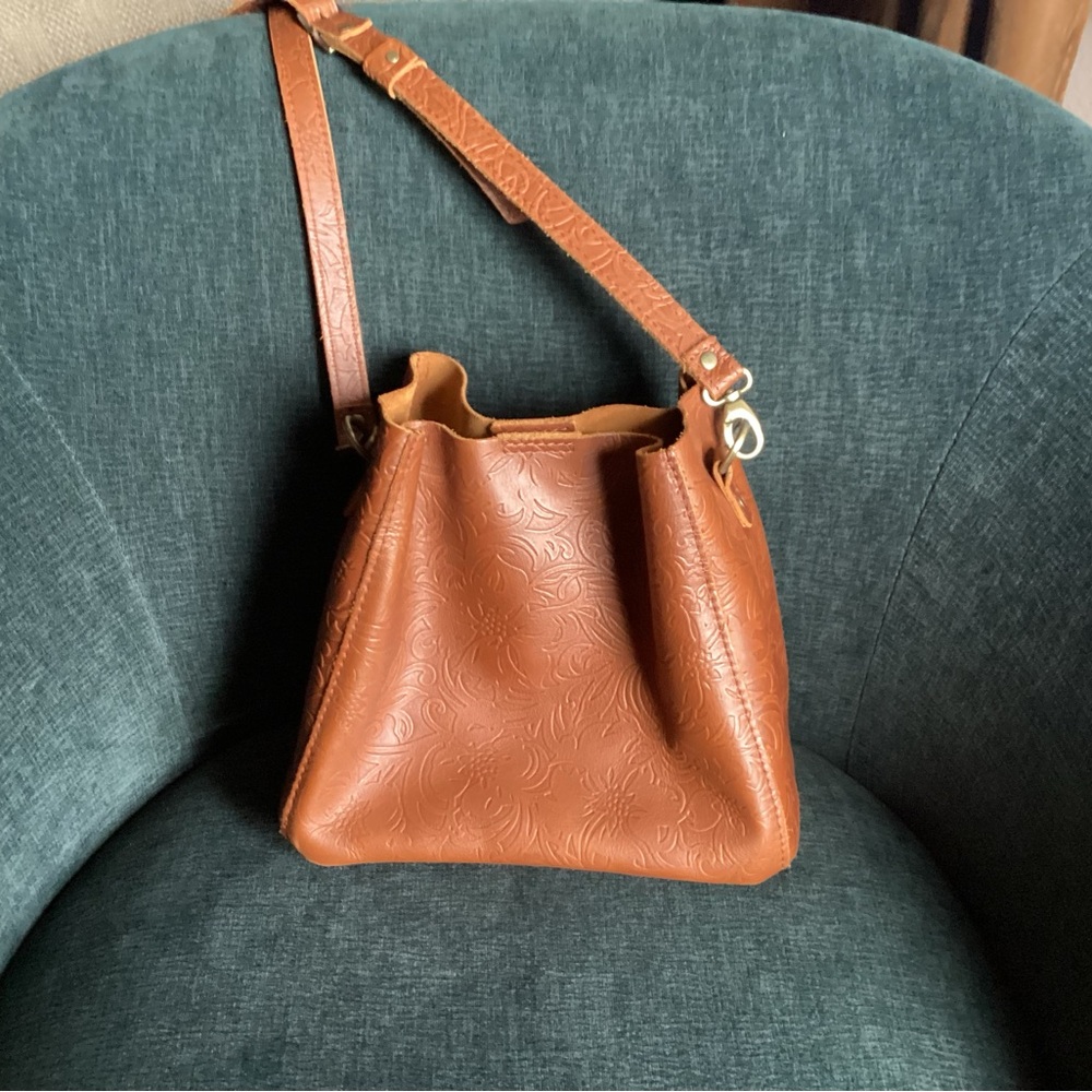 Portland Leather Butterfly Bucket Bag Like New
